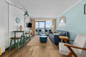 Oceanfront 1 Bedroom Condo - Sleeps 6 w Private Balcony